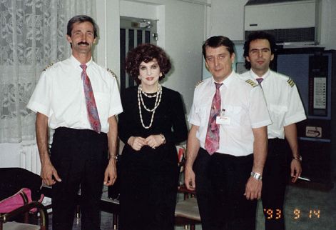 143_lolobrigida.jpg 143_lolobrigida.jpg